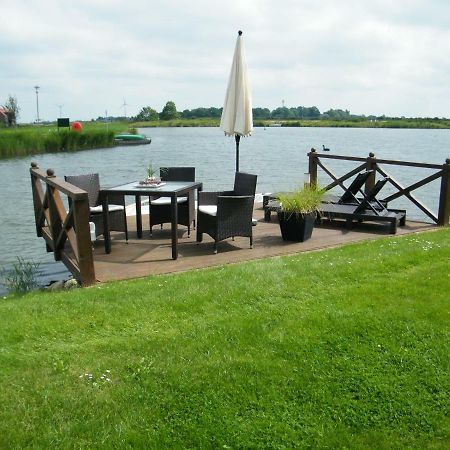 Gastehaus " Schone Aussicht " Apartment Neuharlingersiel Exterior photo